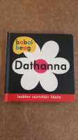 Babaí Beag: Dathanna